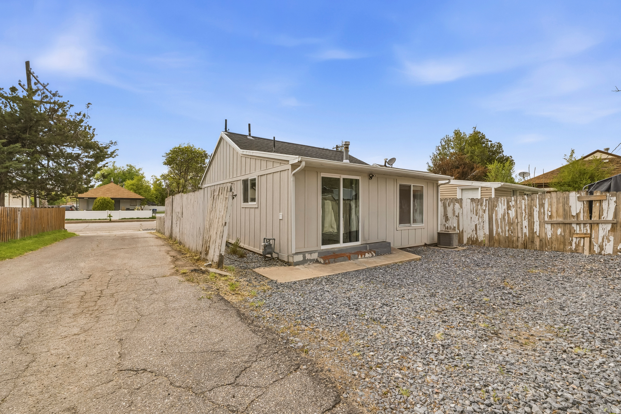 WOODMANSEES ADDITION - Residential Lease