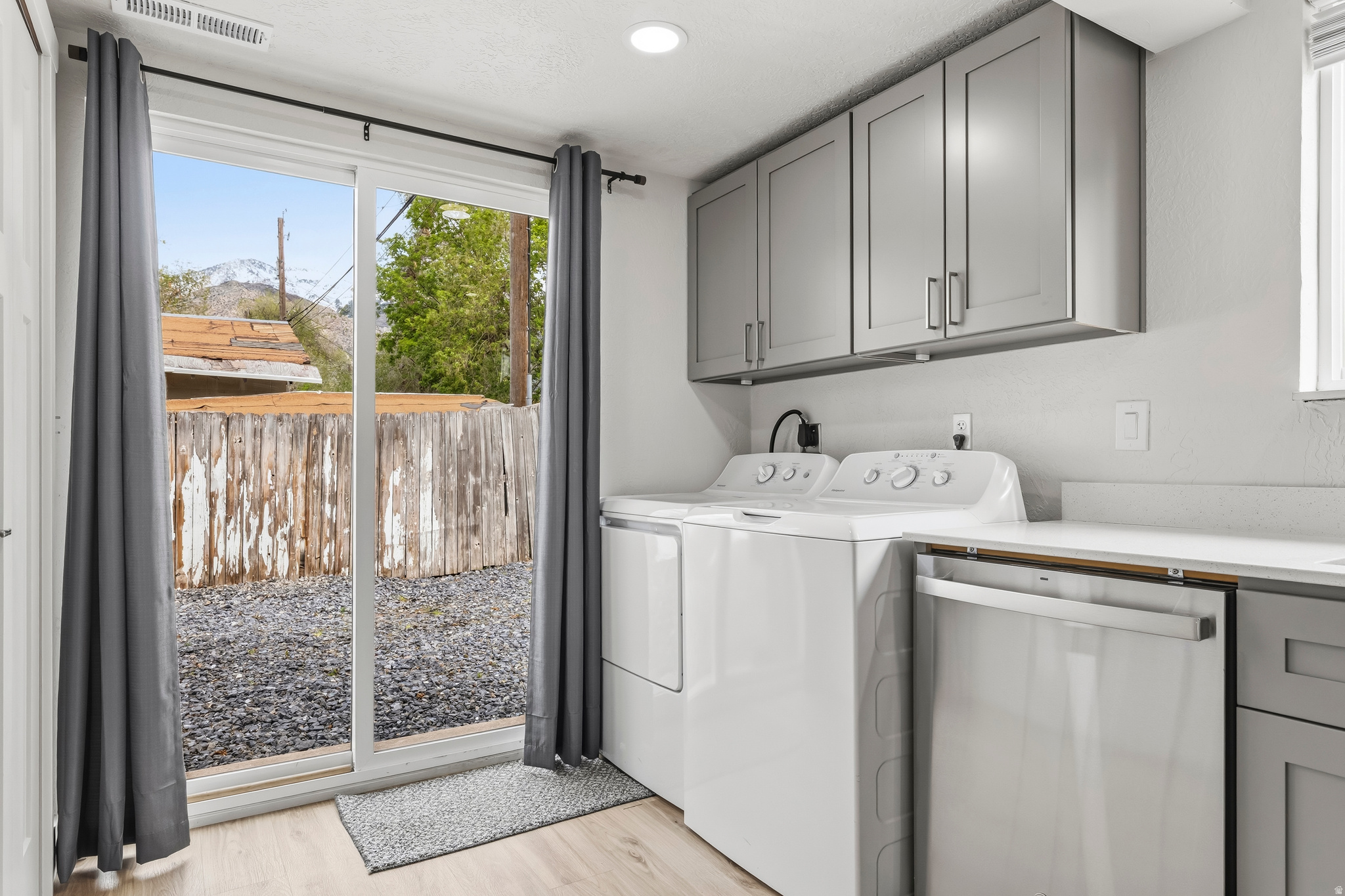 WOODMANSEES ADDITION - Residential Lease