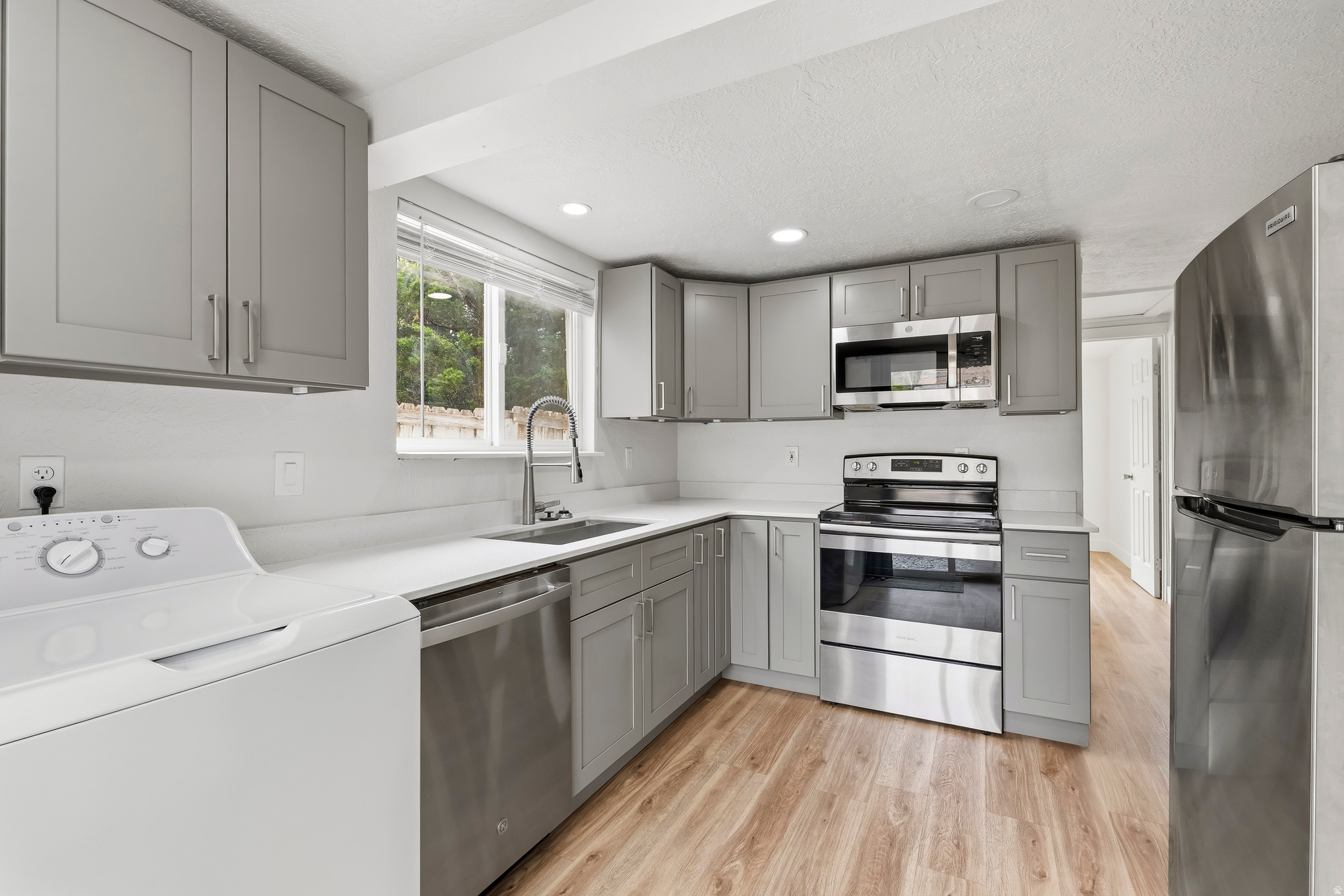 WOODMANSEES ADDITION - Residential Lease