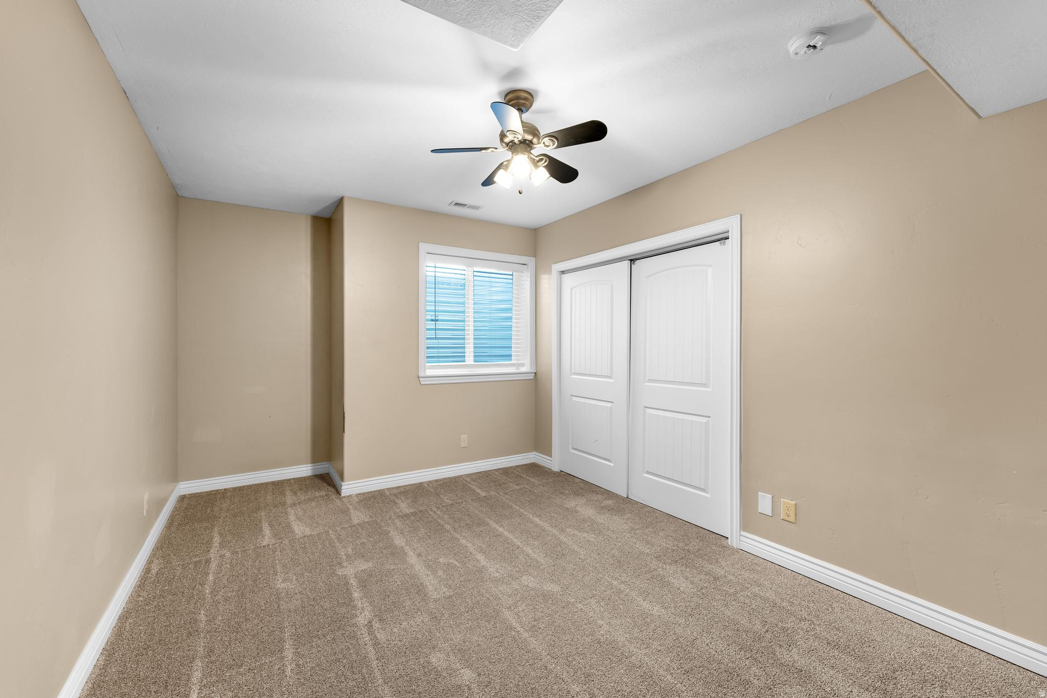 MADISON MEADOWS - Residential