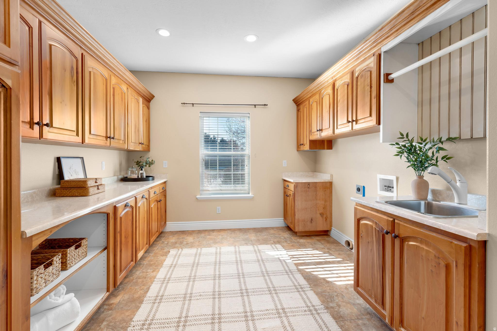 MADISON MEADOWS - Residential