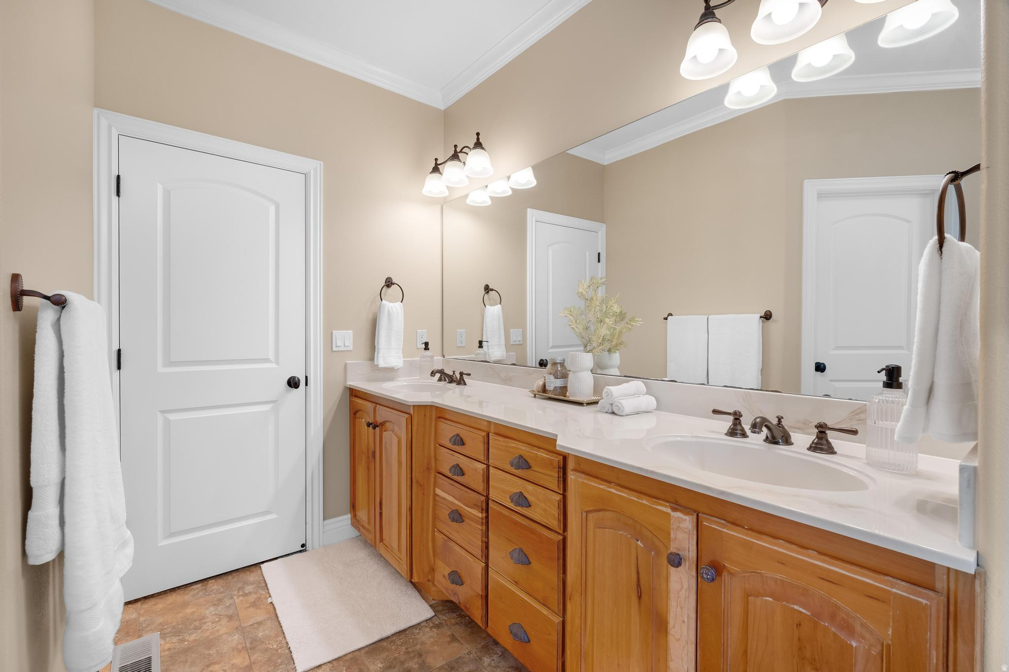 MADISON MEADOWS - Residential