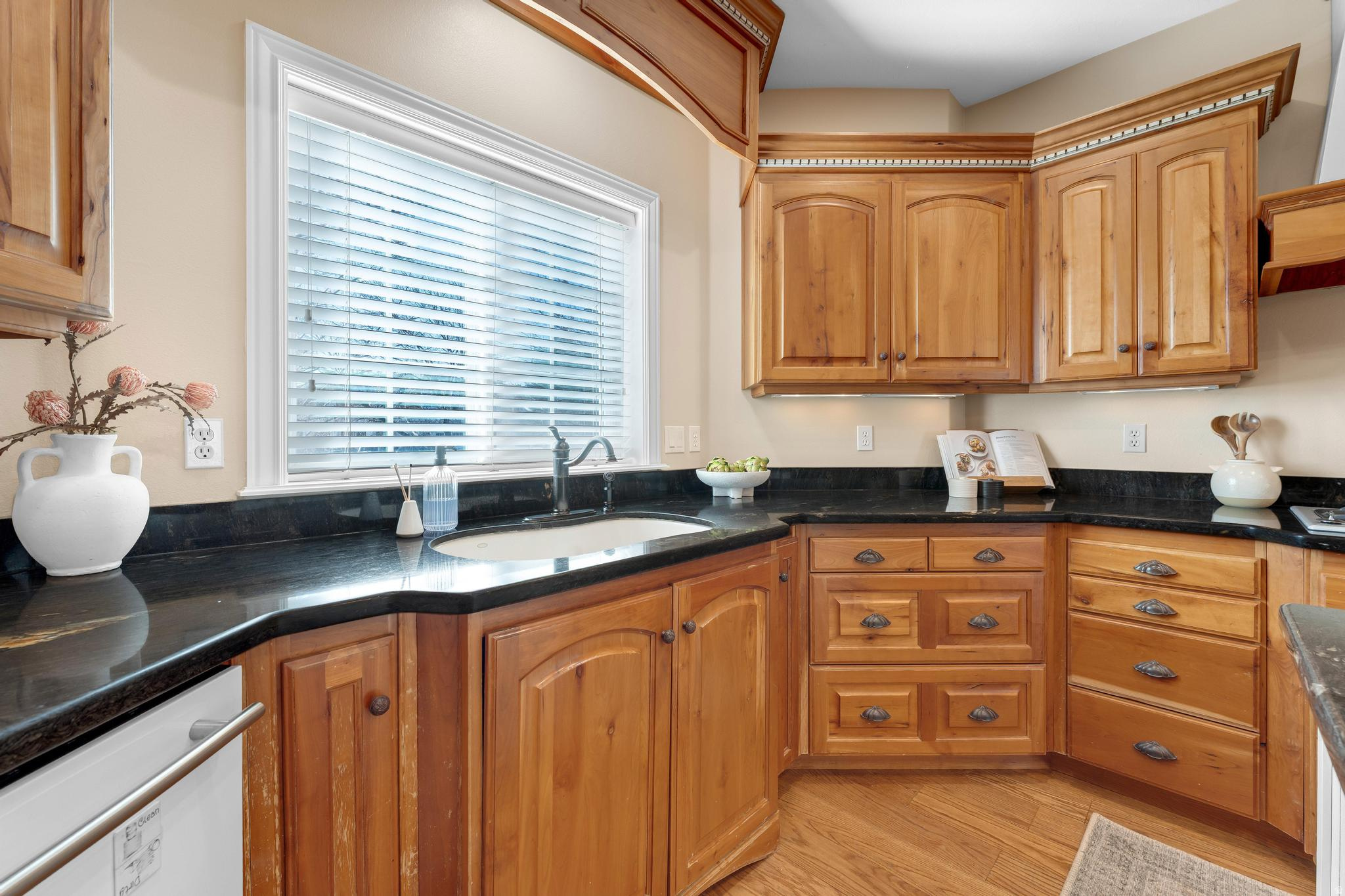 MADISON MEADOWS - Residential