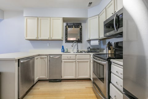 Tiny photo for 3000 E KENNEDY DR #8, Salt Lake City, UT 84108 (MLS # 2173221)