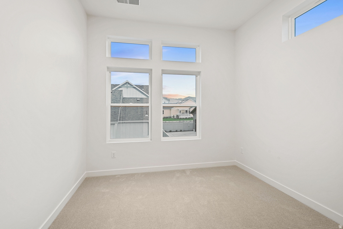 DAYBREAK - Residential