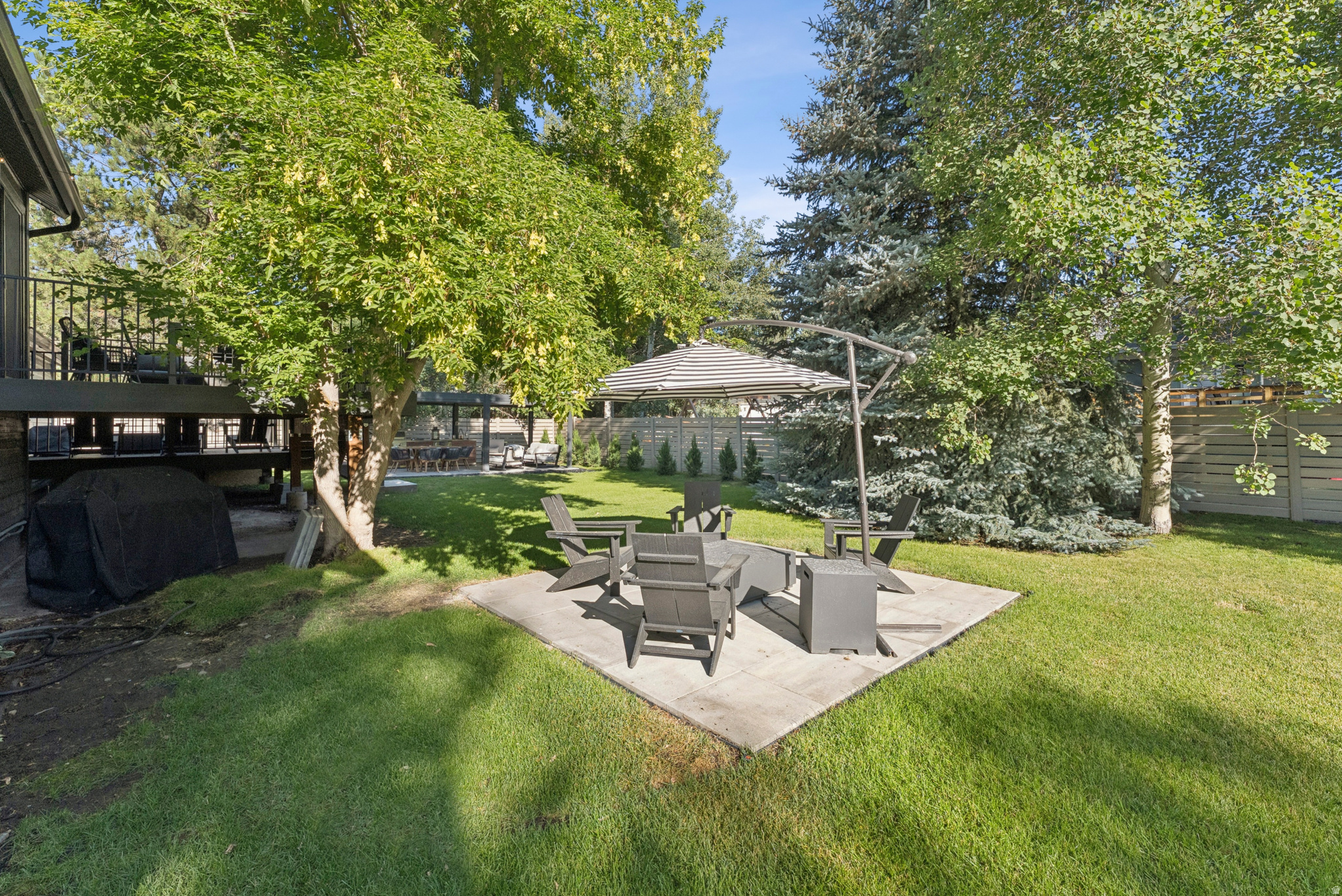 PARK MEADOWS SUBDIVI - Residential Lease