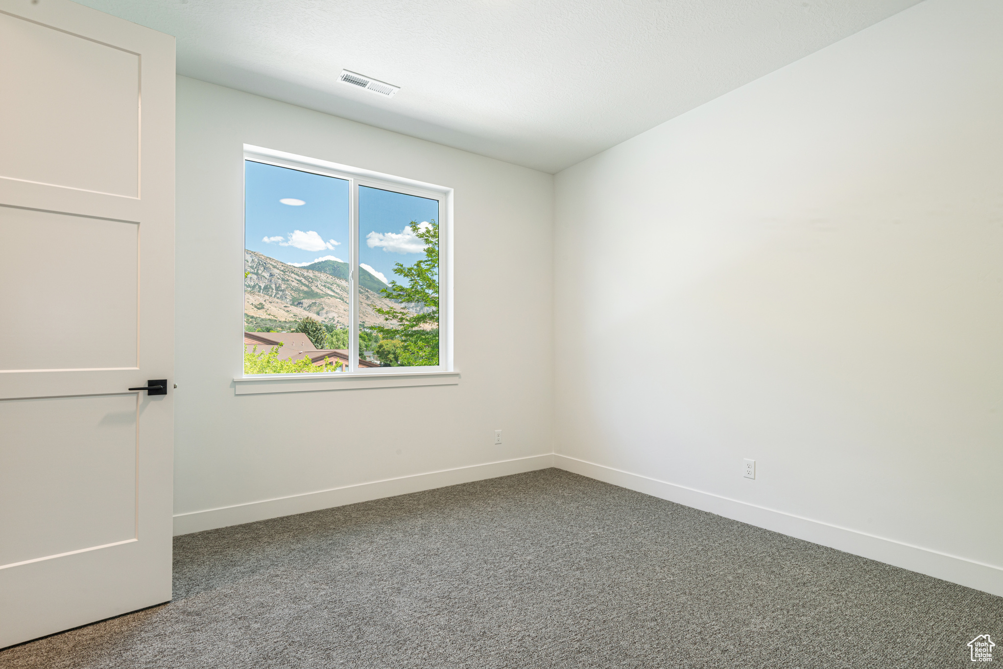 Pleasant Grove, Utah 84062, United States, 6 Bedrooms Bedrooms, ,5 BathroomsBathrooms,Residential,Active,128978