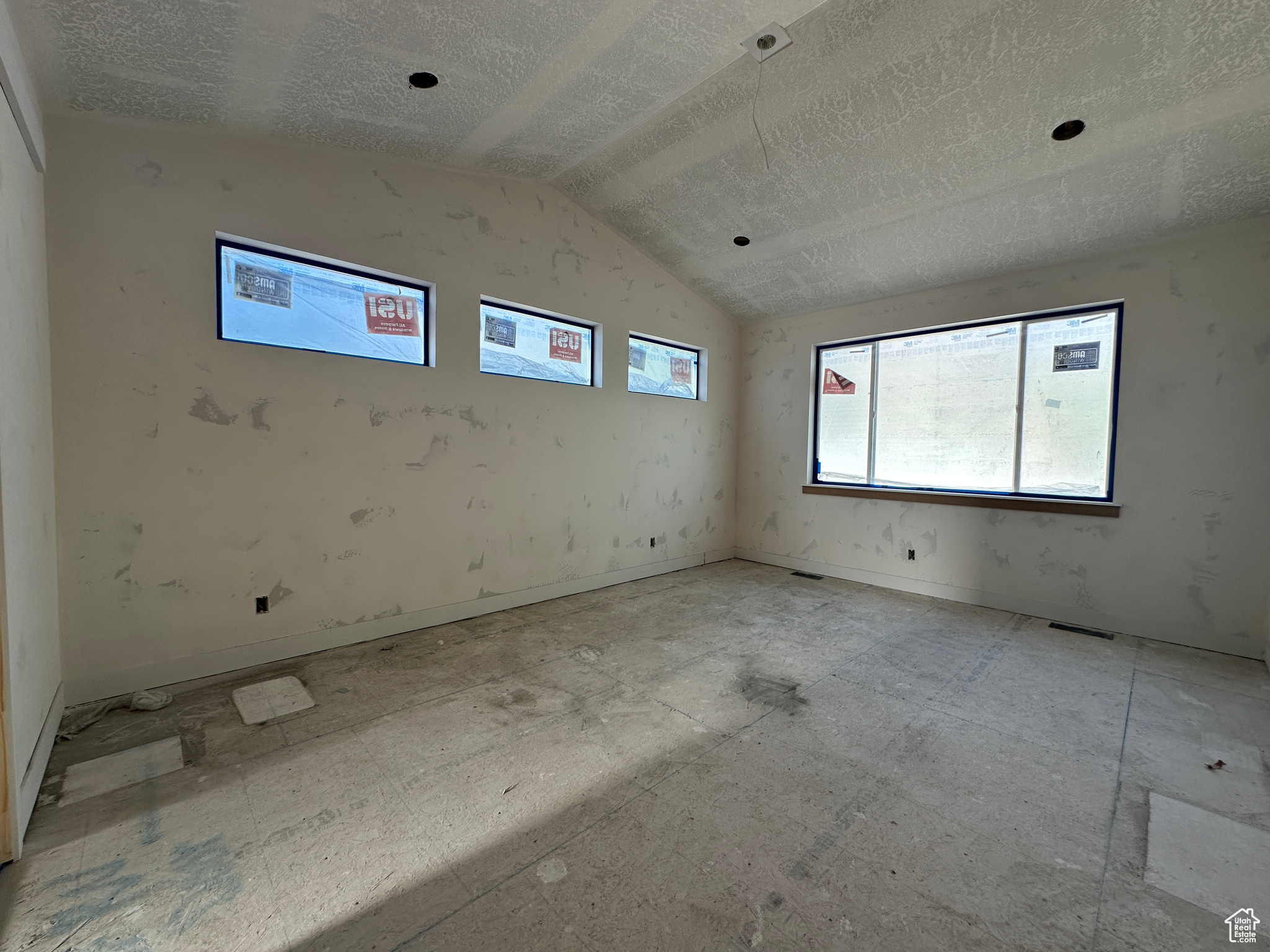 Pleasant Grove, Utah 84062, United States, 6 Bedrooms Bedrooms, ,5 BathroomsBathrooms,Residential,Active,128978