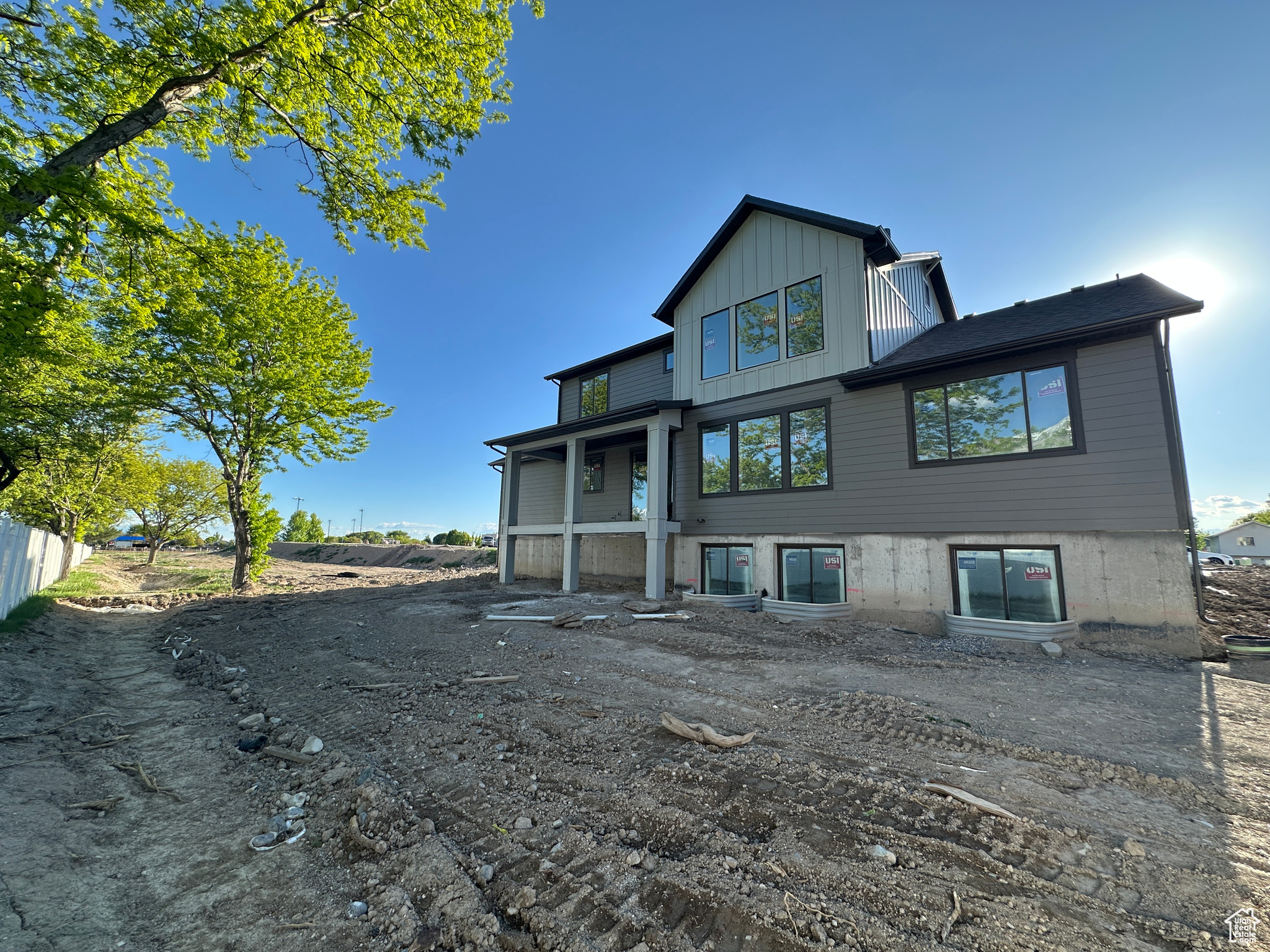 Pleasant Grove, Utah 84062, United States, 6 Bedrooms Bedrooms, ,5 BathroomsBathrooms,Residential,Active,128978