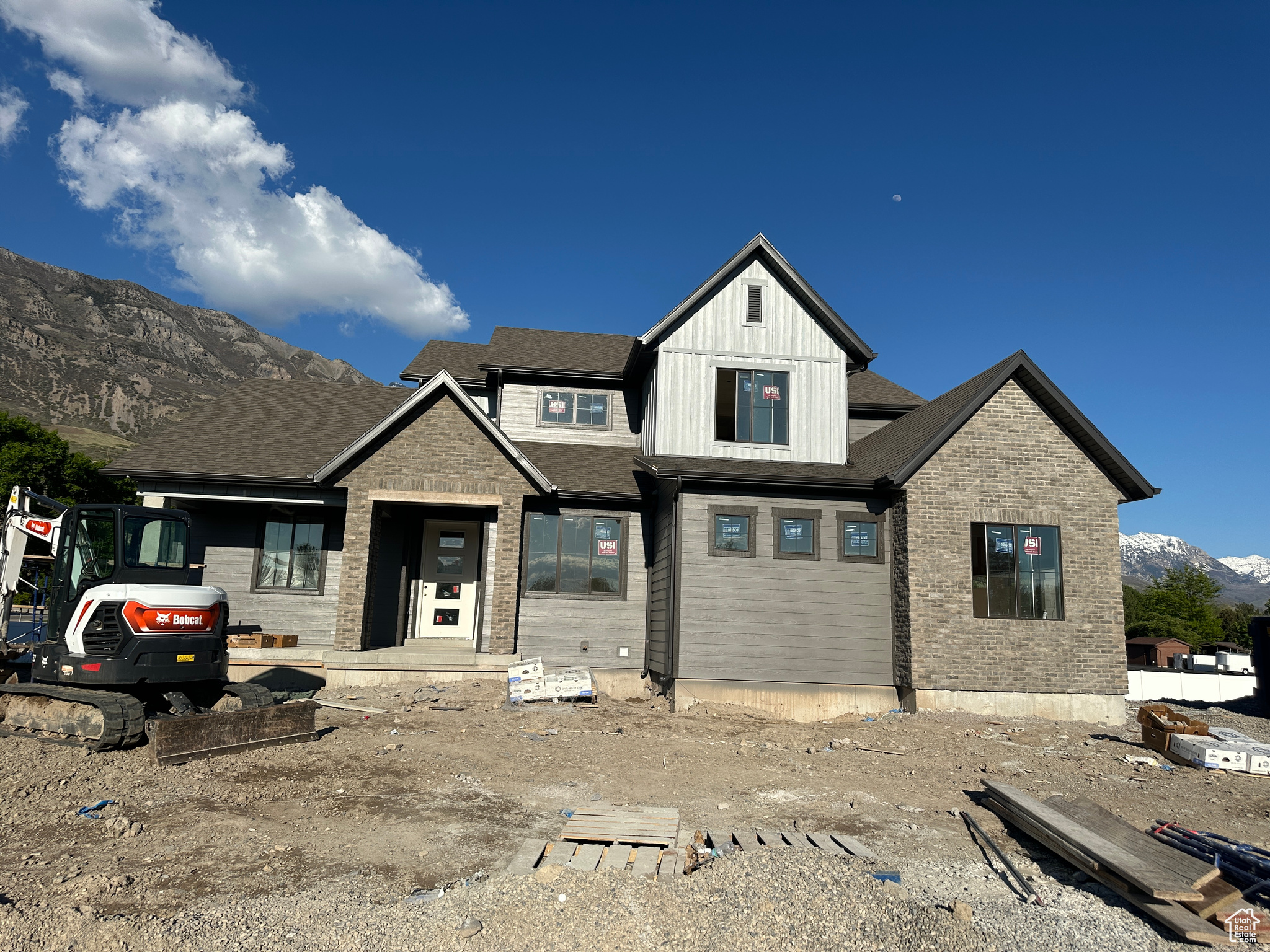 Pleasant Grove, Utah 84062, United States, 6 Bedrooms Bedrooms, ,5 BathroomsBathrooms,Residential,Active,128978