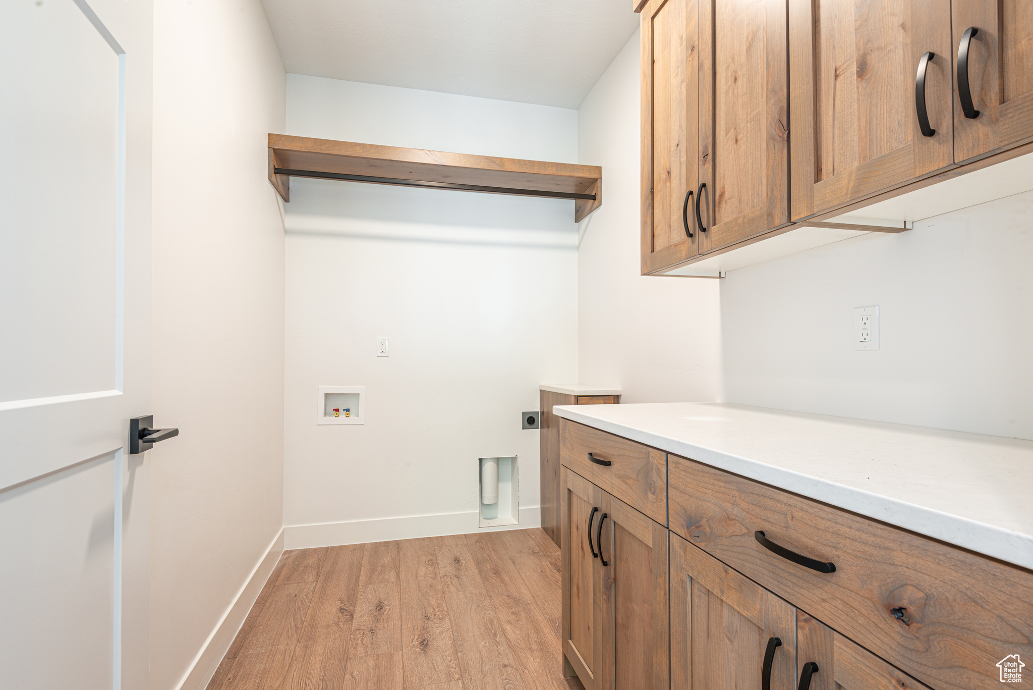 Pleasant Grove, Utah 84062, United States, 6 Bedrooms Bedrooms, ,5 BathroomsBathrooms,Residential,Active,128978