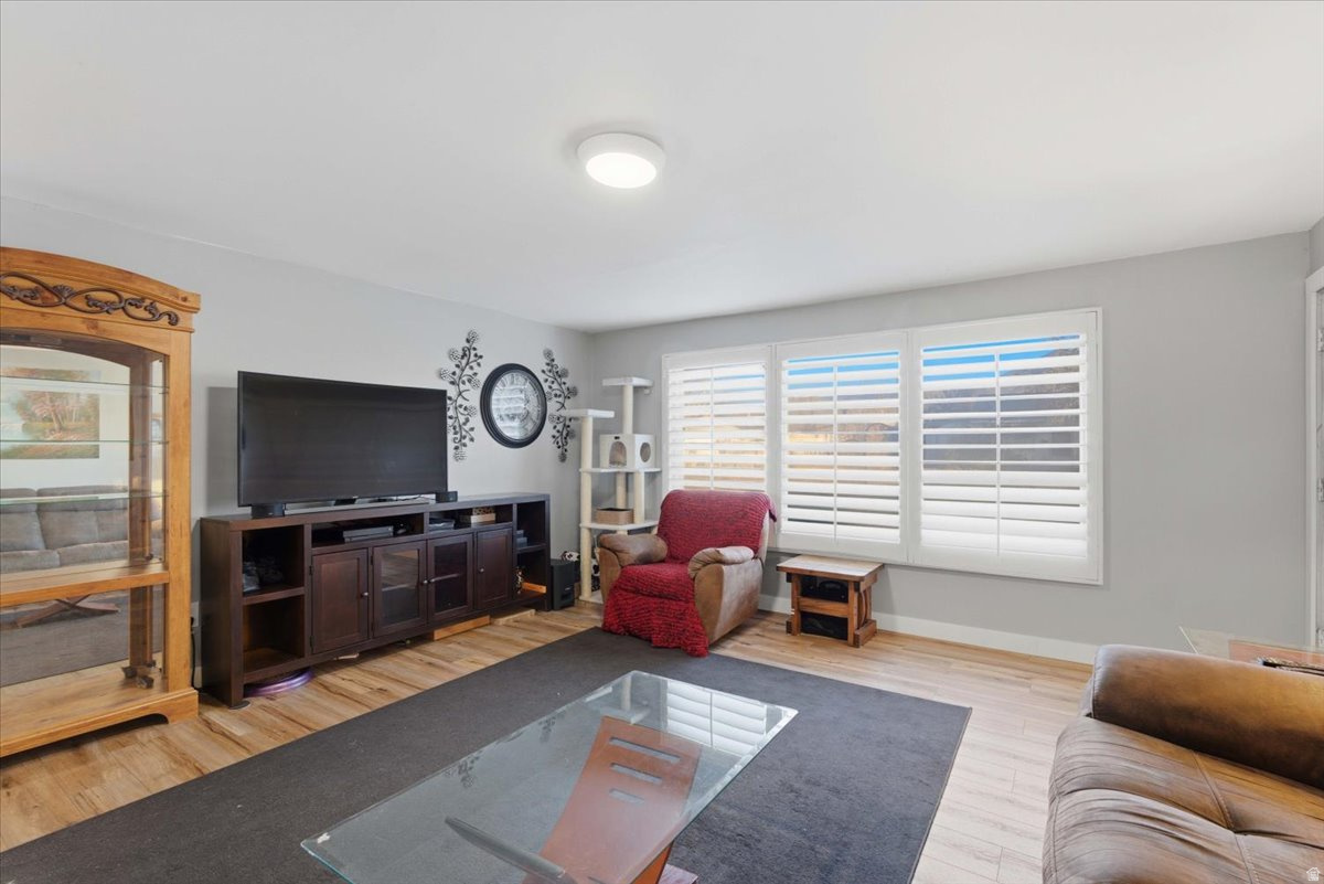 PIONEER SUB - Residential