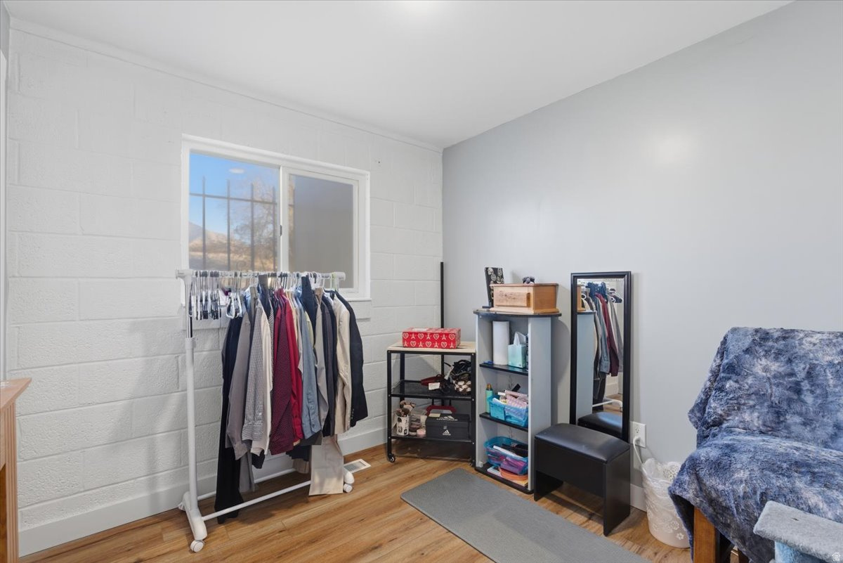 PIONEER SUB - Residential