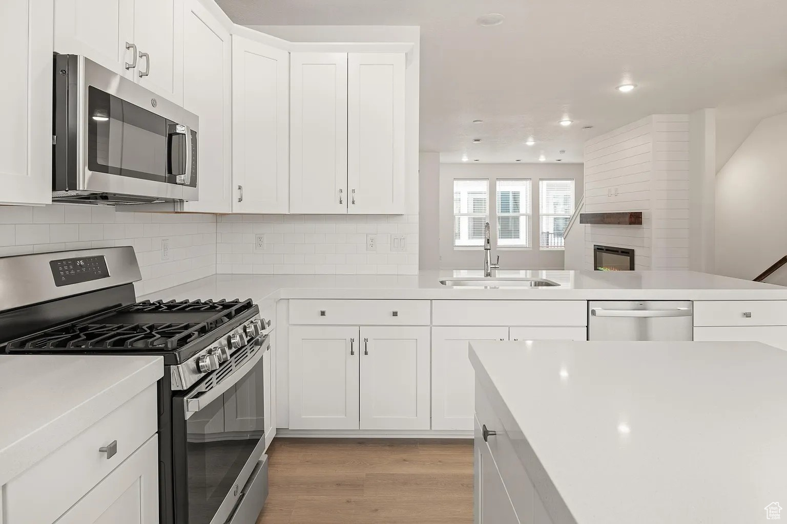 PRESTWICK - Residential