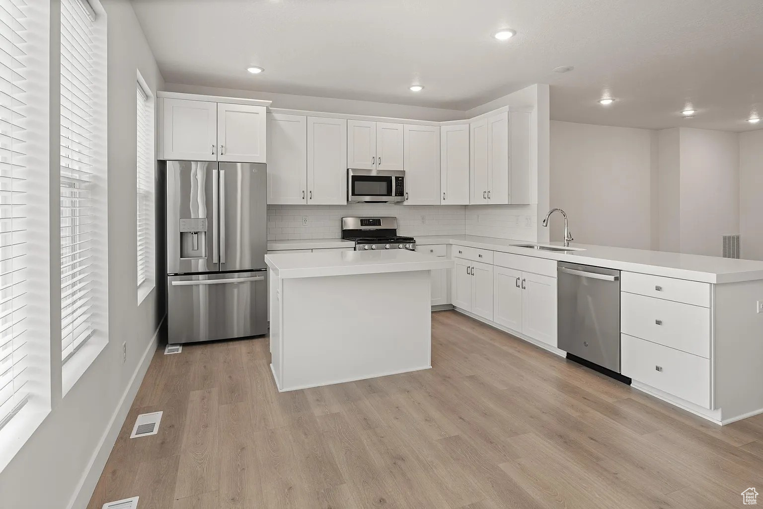 PRESTWICK - Residential