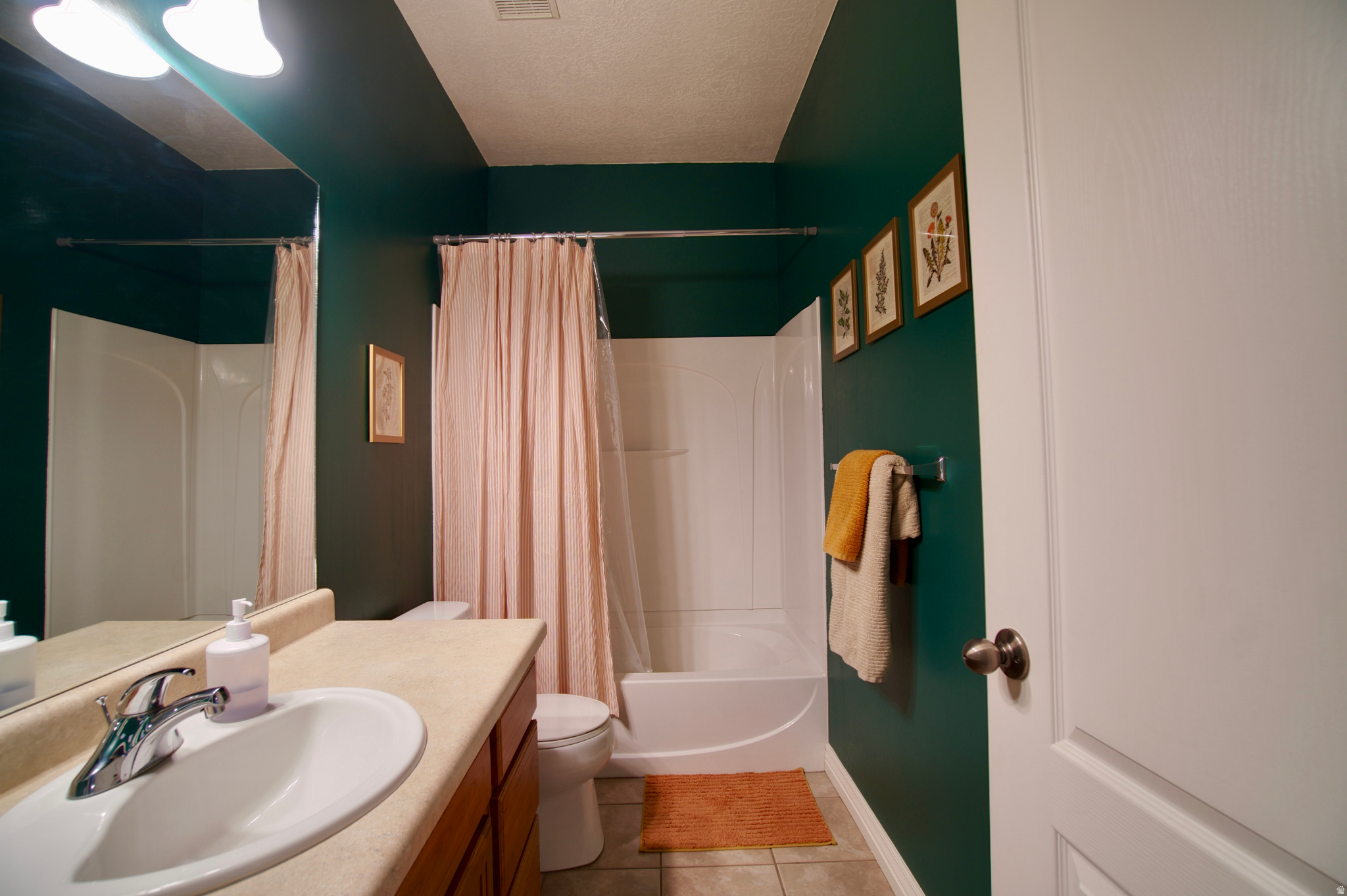 PROVENCE WEST AT PHEASANT POINTE CONDO - Residential