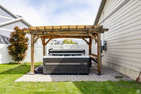 Tiny photo for 1876 S 1230 W, Syracuse, UT 84075 (MLS # 2113876)