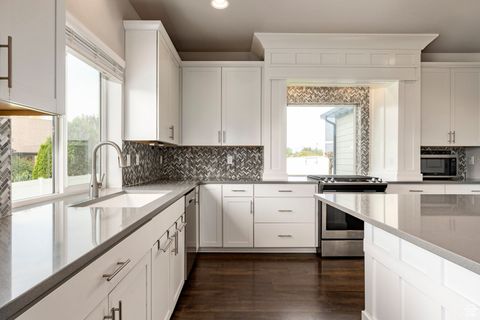 Tiny photo for 1876 S 1230 W, Syracuse, UT 84075 (MLS # 2113876)