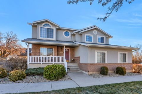 Photo of 533 W 860 N, American Fork, UT 84003 (MLS # 2127131)