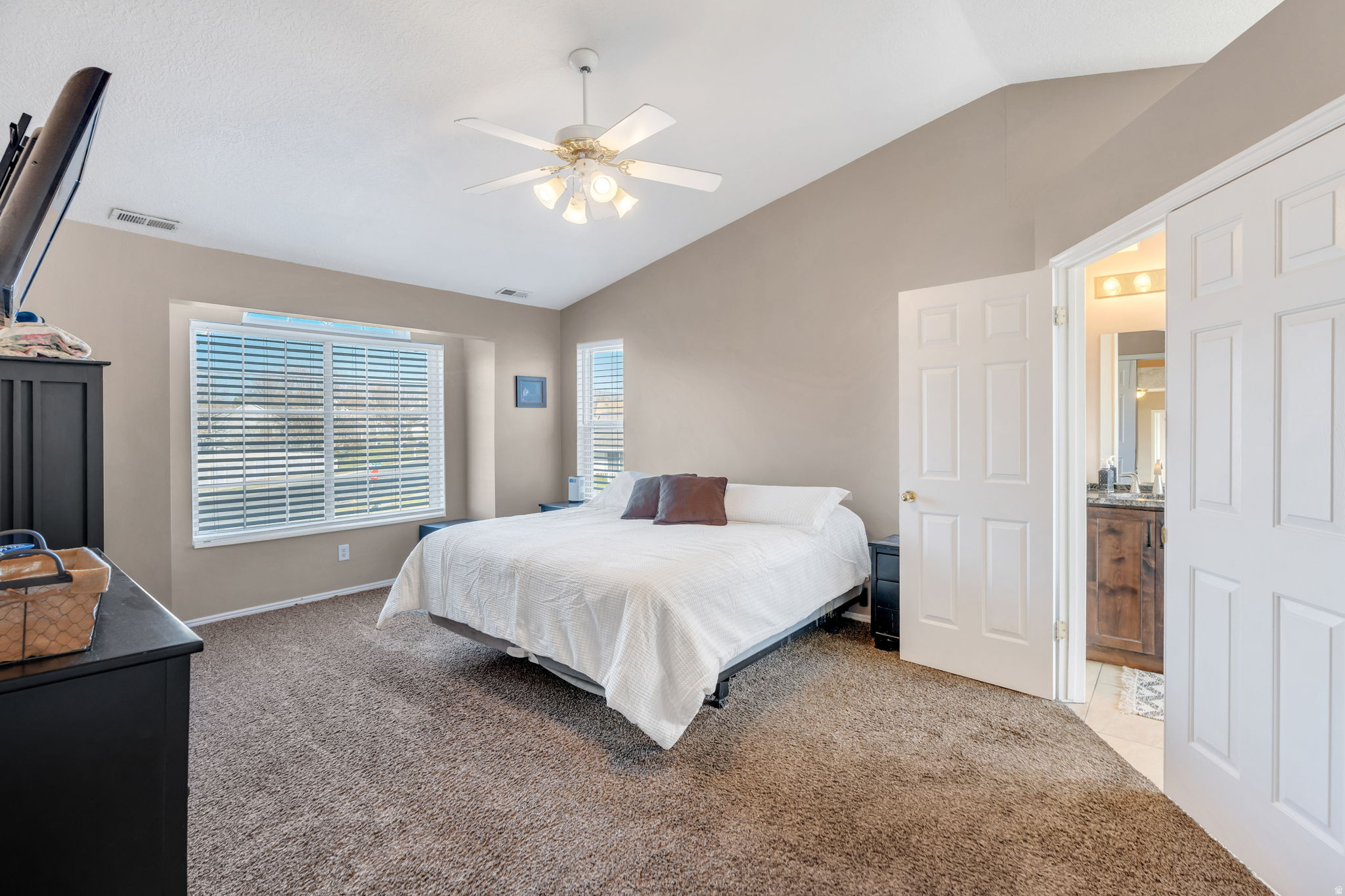 ORCHARD HILLS ACRES - Residential