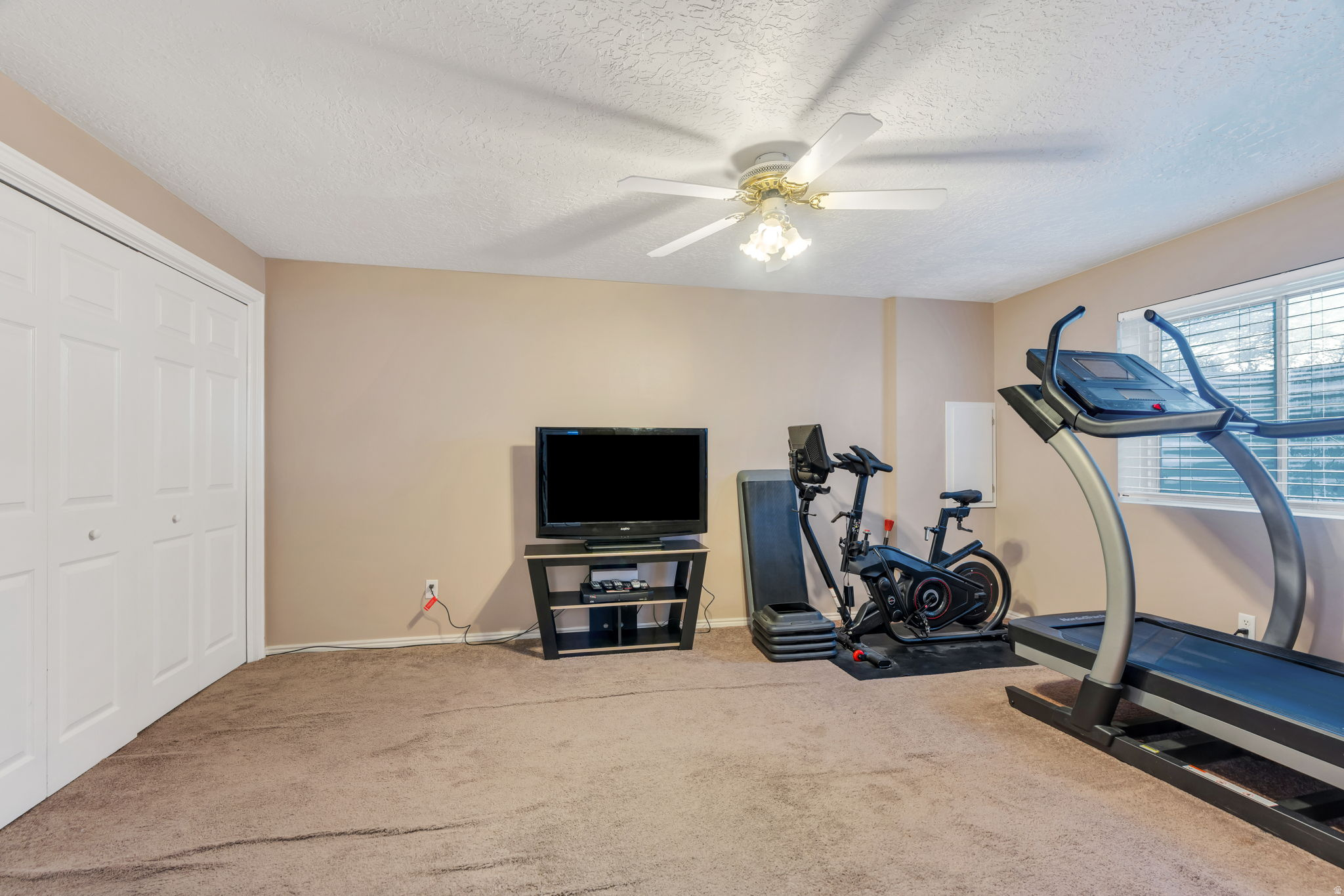 ORCHARD HILLS ACRES - Residential