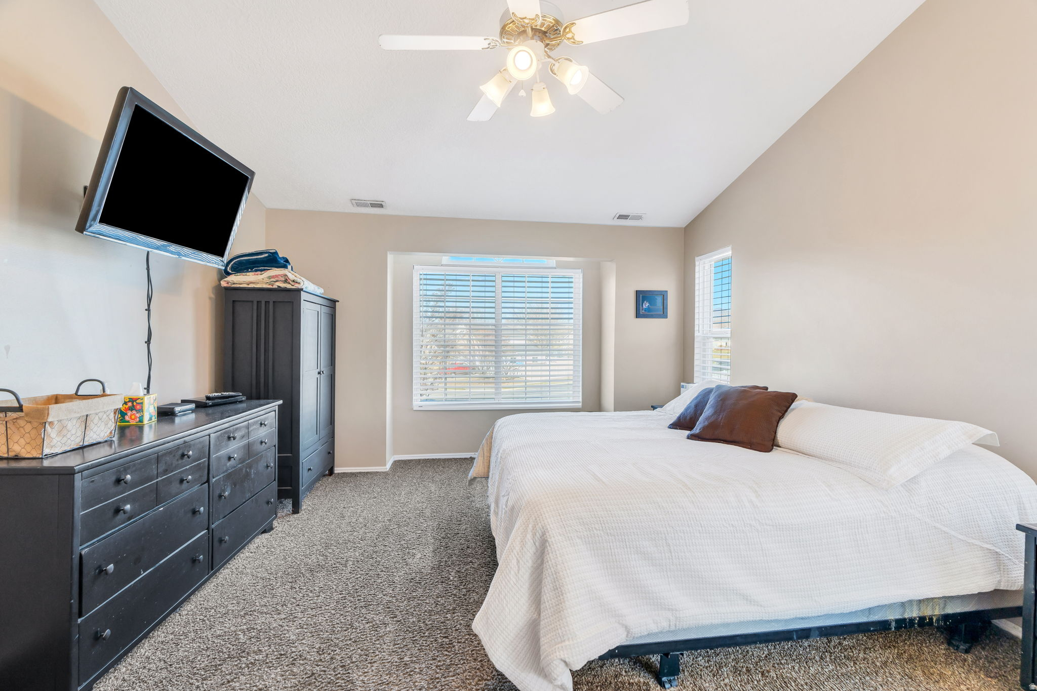 ORCHARD HILLS ACRES - Residential