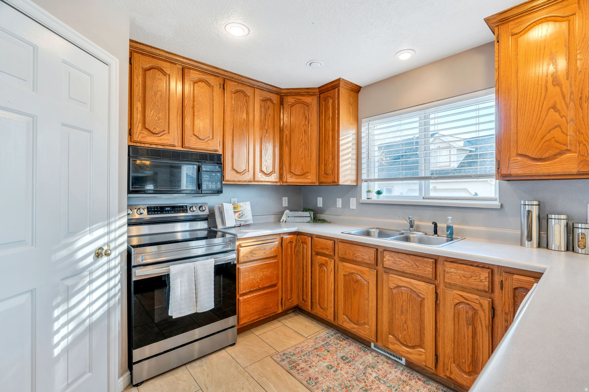 ORCHARD HILLS ACRES - Residential