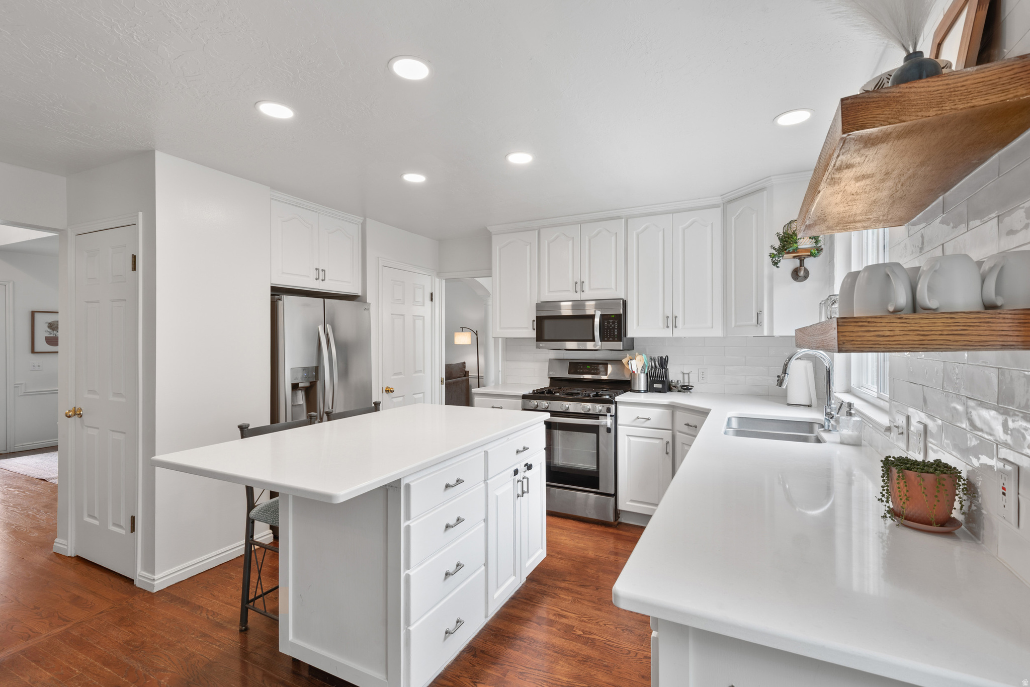 WHITE CITY - Residential