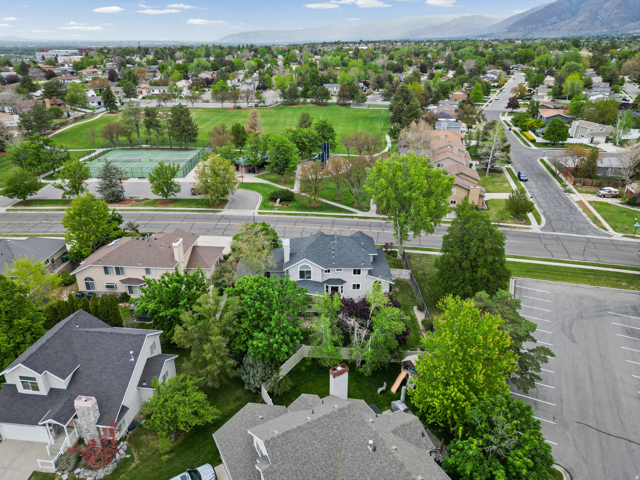 WHITE CITY - Residential