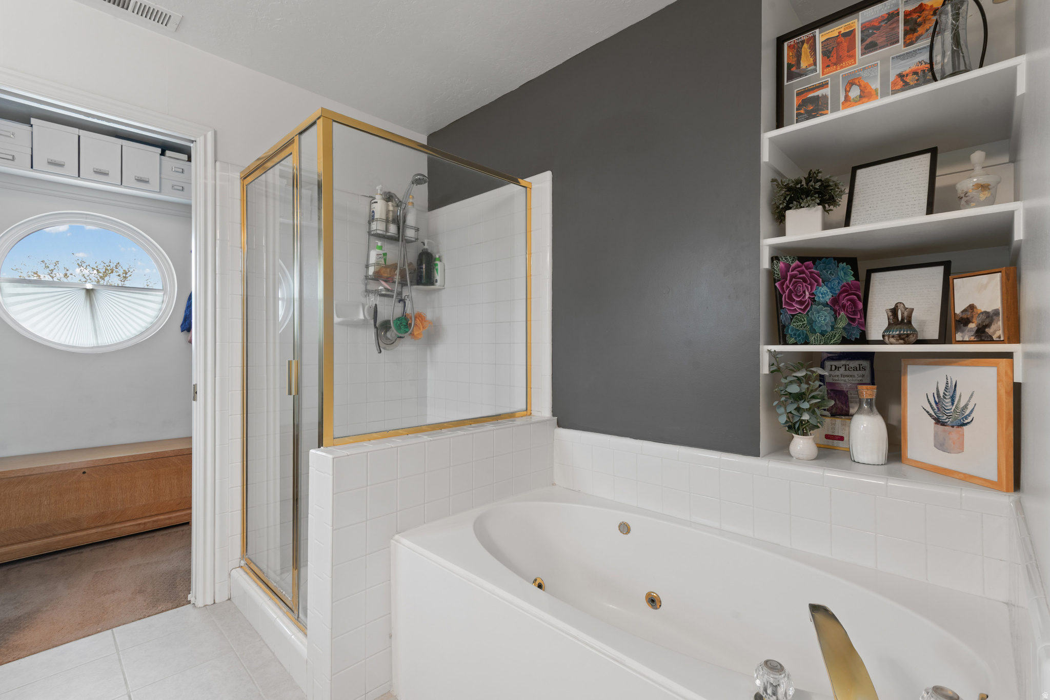 WHITE CITY - Residential