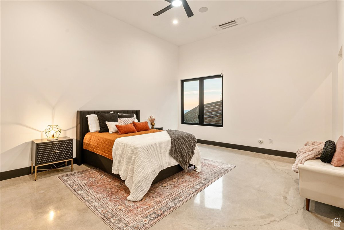 HEUGHS CANYON - Residential