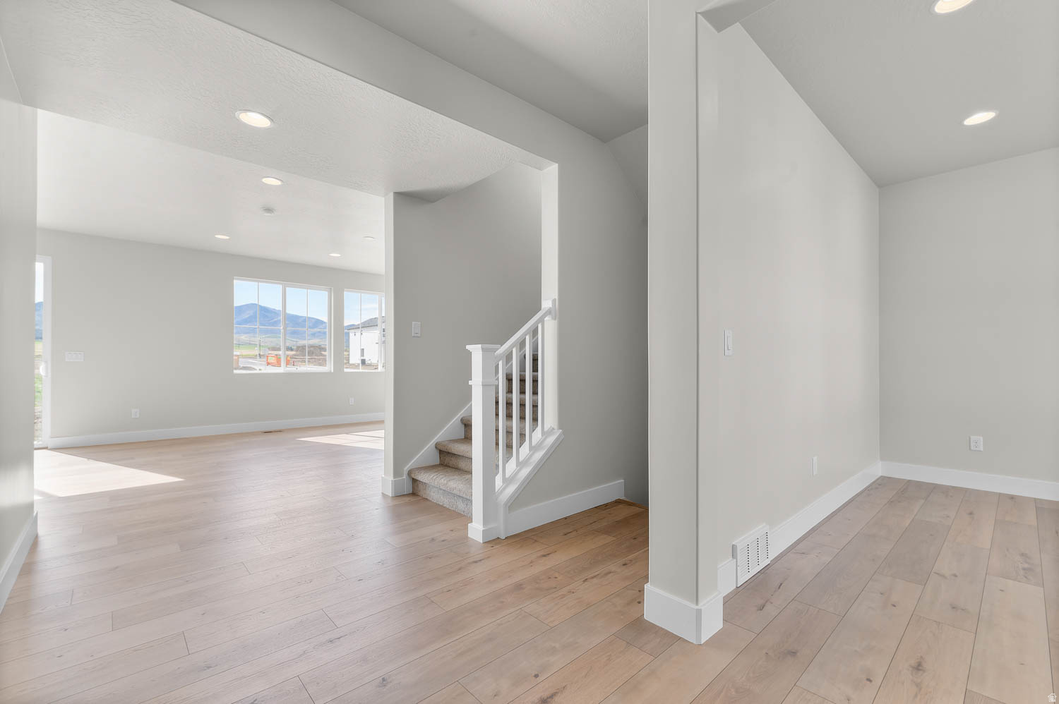 DRY CREEK COLLECTION 234 - Residential