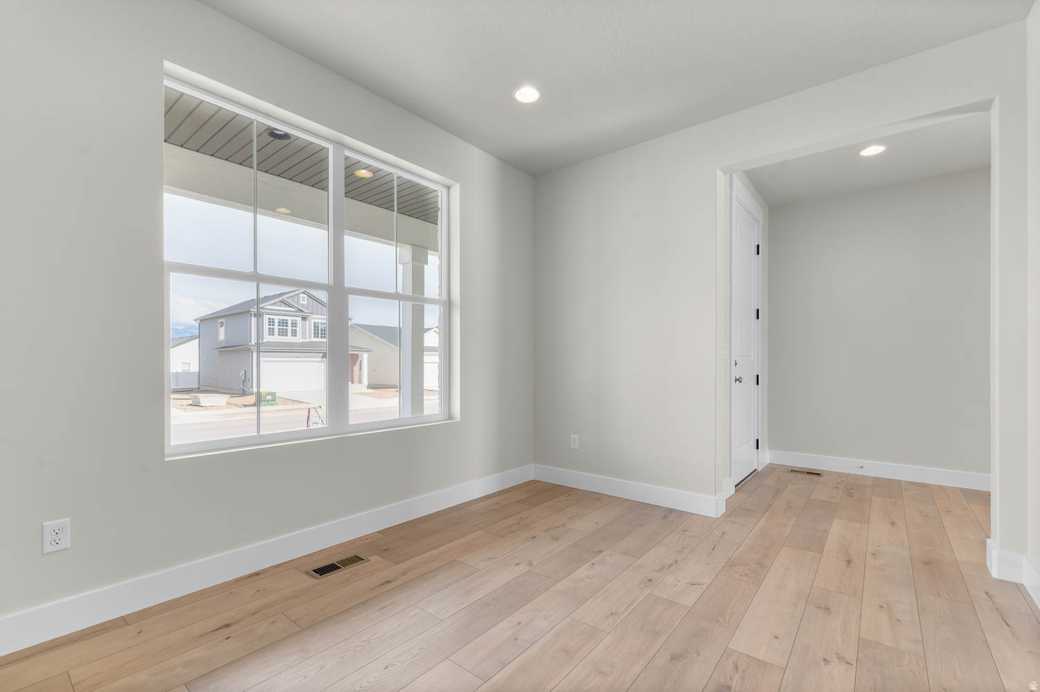 DRY CREEK COLLECTION 234 - Residential