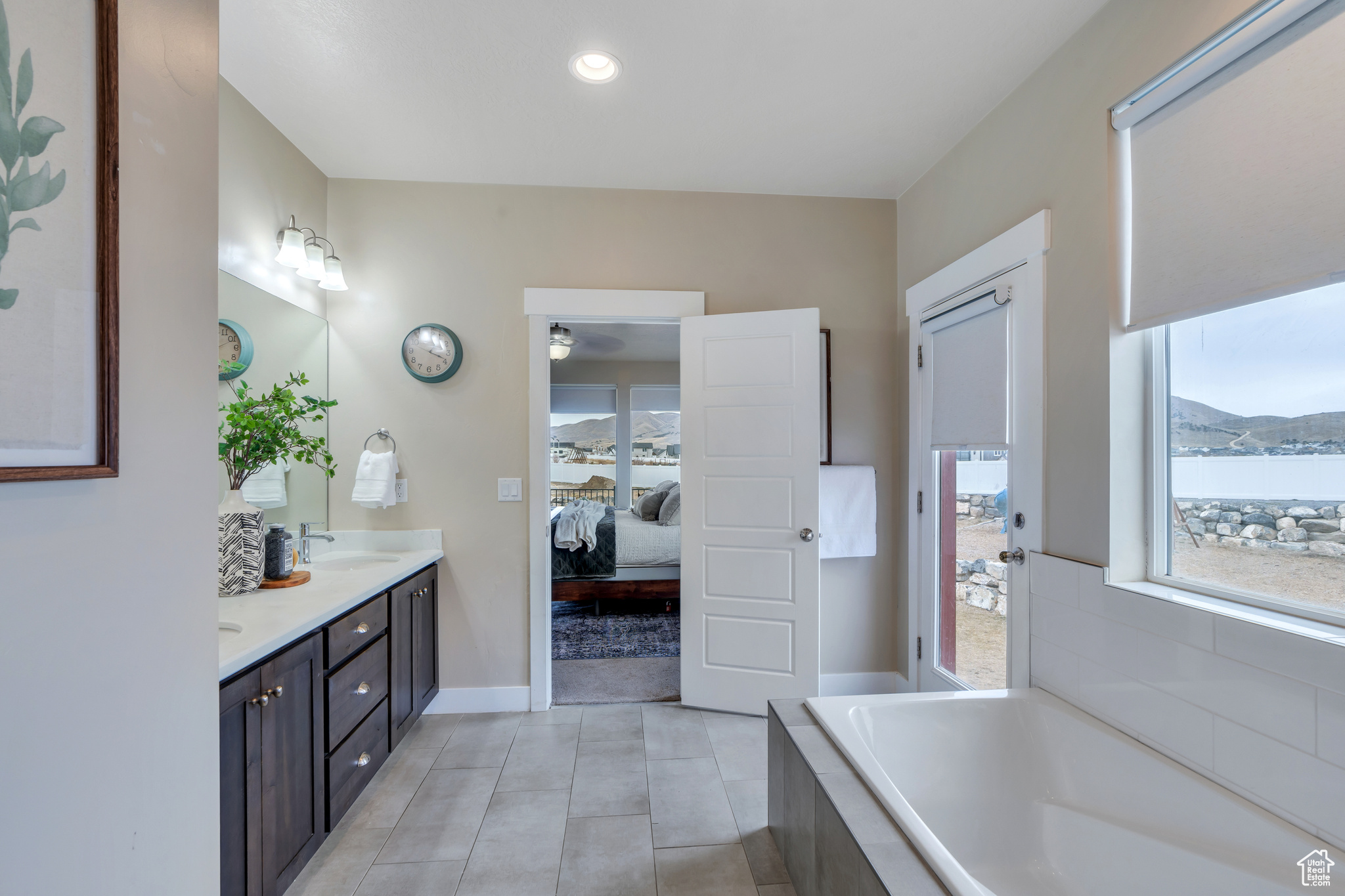 ARRIVAL - Residential