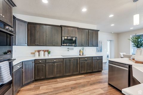 Tiny photo for 1407 E ABIGAIL LN, Eagle Mountain, UT 84005 (MLS # 2068434)