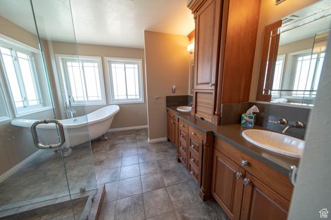 Tiny photo for 1416 W VALLEY VIEW DR, Wellington, UT 84542 (MLS # 2092050)
