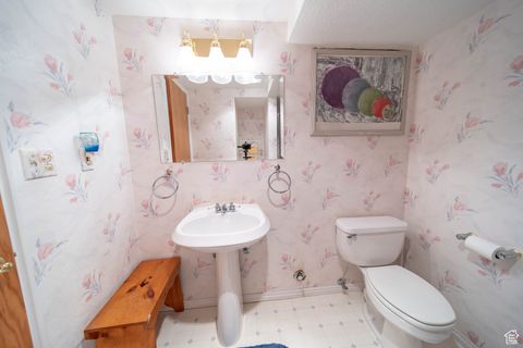 Tiny photo for 1416 W VALLEY VIEW DR, Wellington, UT 84542 (MLS # 2092050)