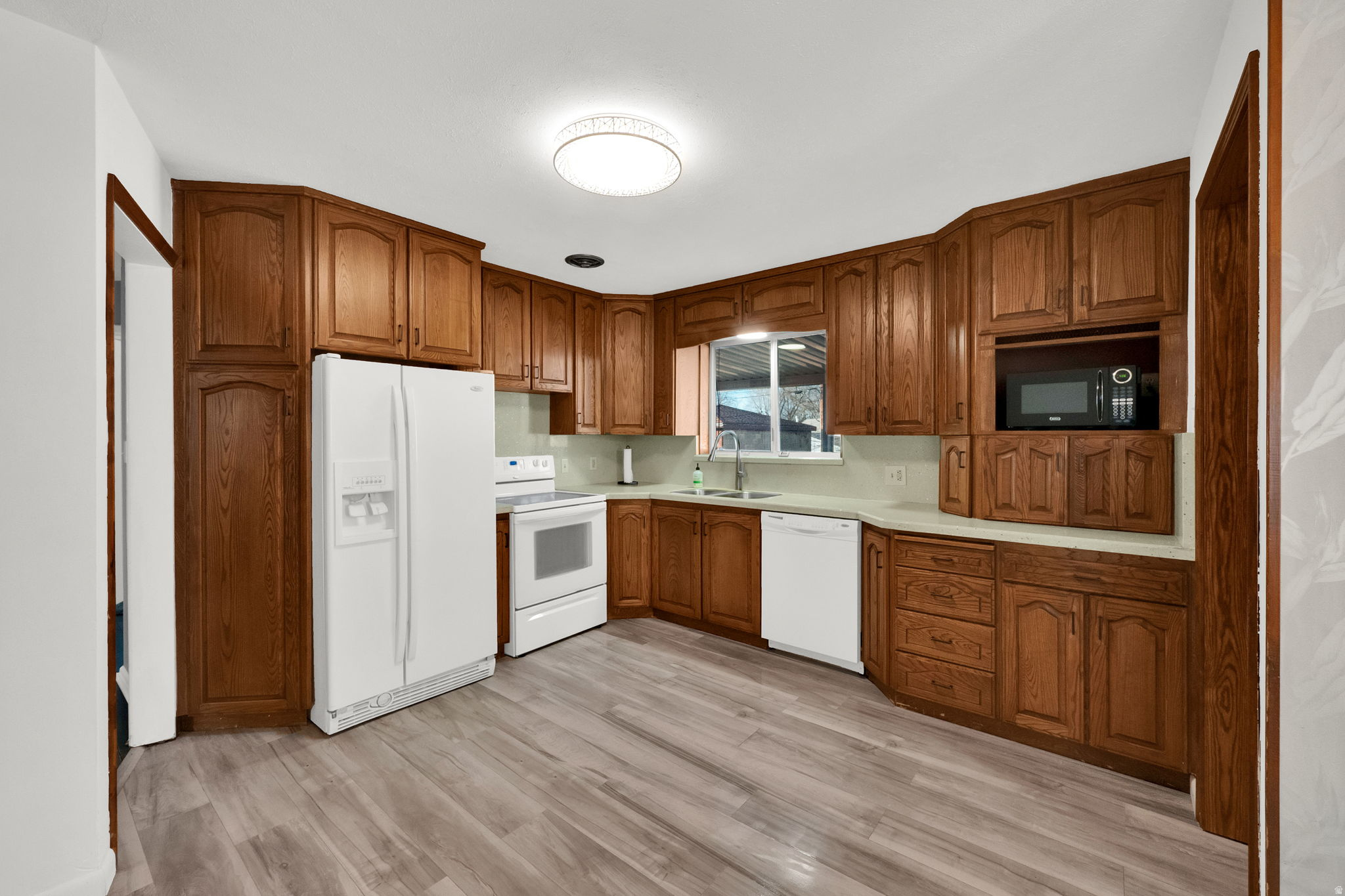 PLEASANT GRE - Residential