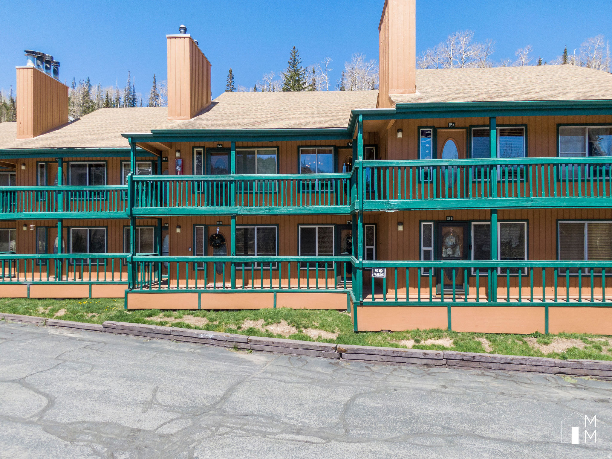 CHALET VILLAGE - Residential