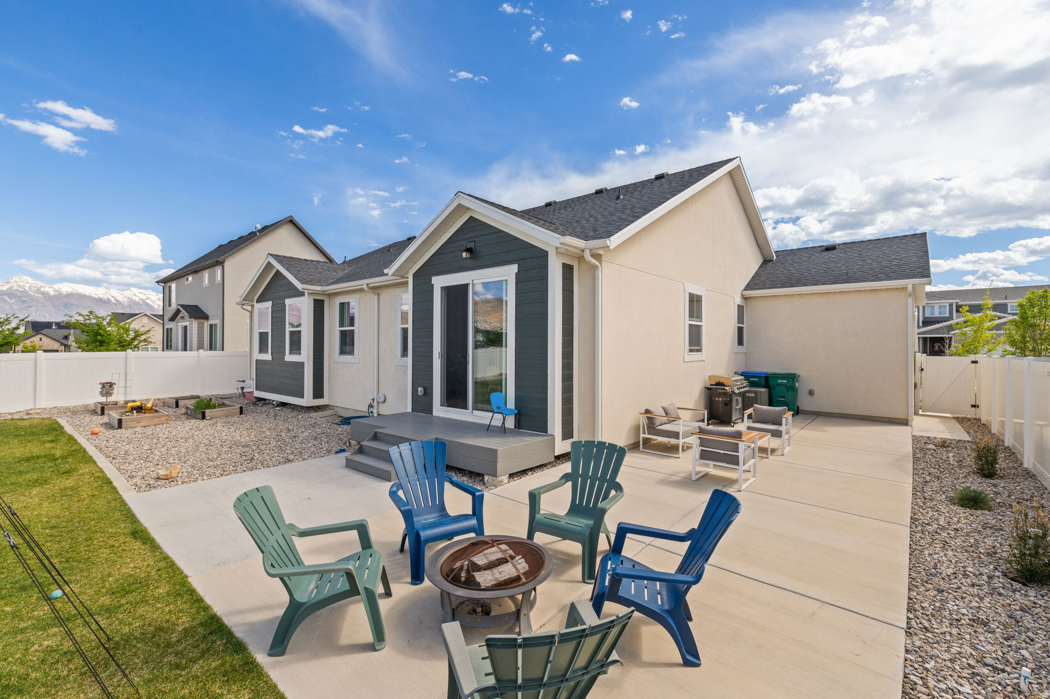 HOLBROOK FARMS - Residential