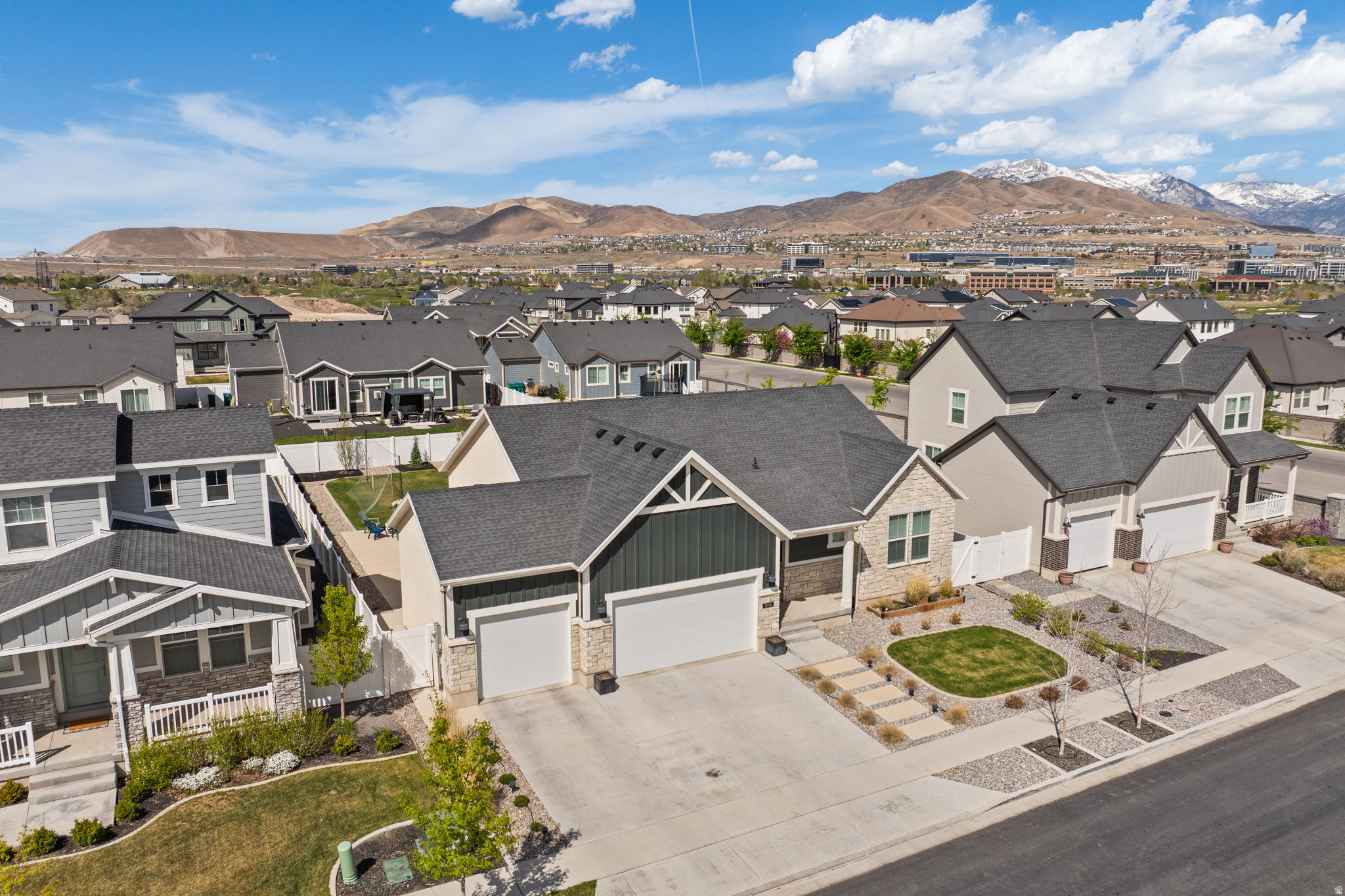 HOLBROOK FARMS - Residential