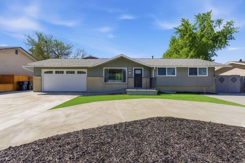 Tiny photo for 370 E 9400 S, Sandy, UT 84070 (MLS # 2158321)
