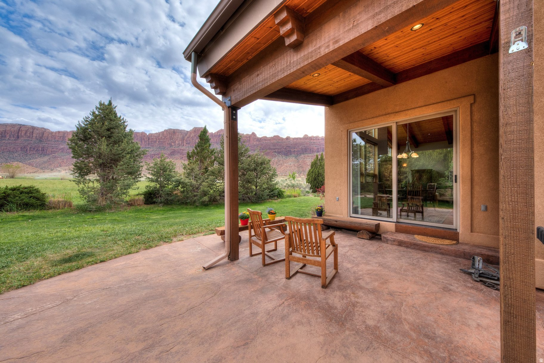 EAGLES LANDING - Residential