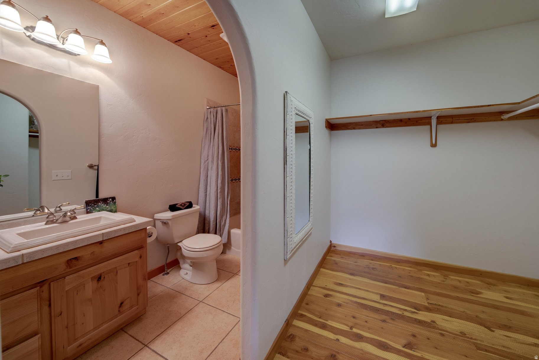 EAGLES LANDING - Residential