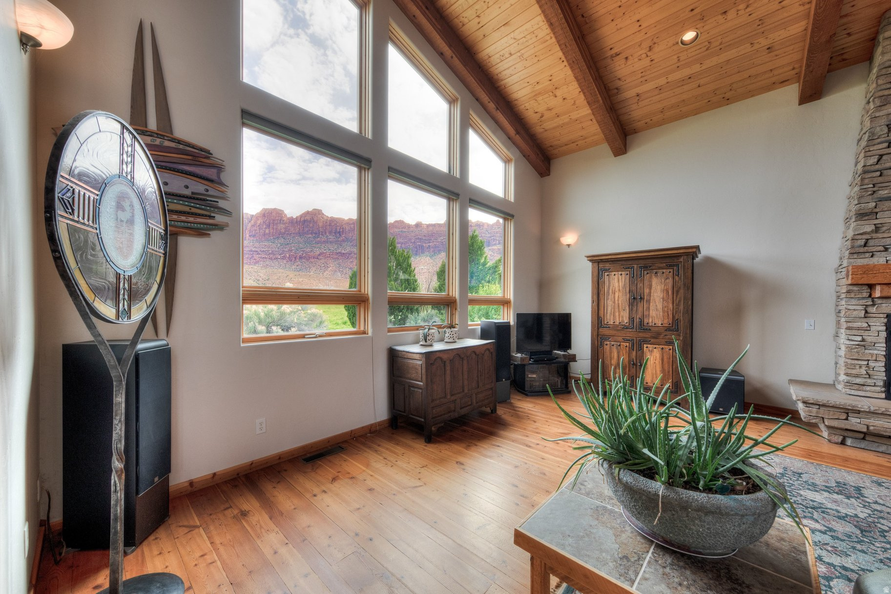 EAGLES LANDING - Residential