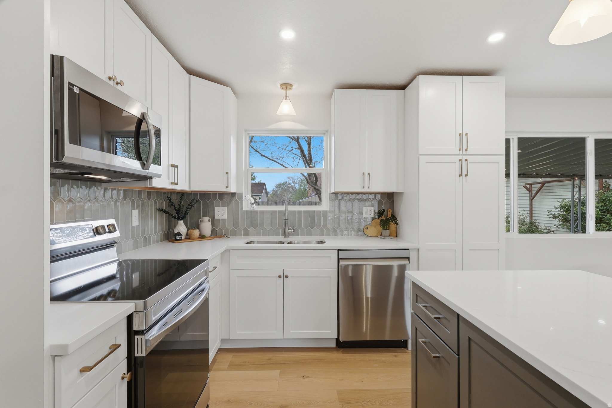 FAIROAKS - Residential