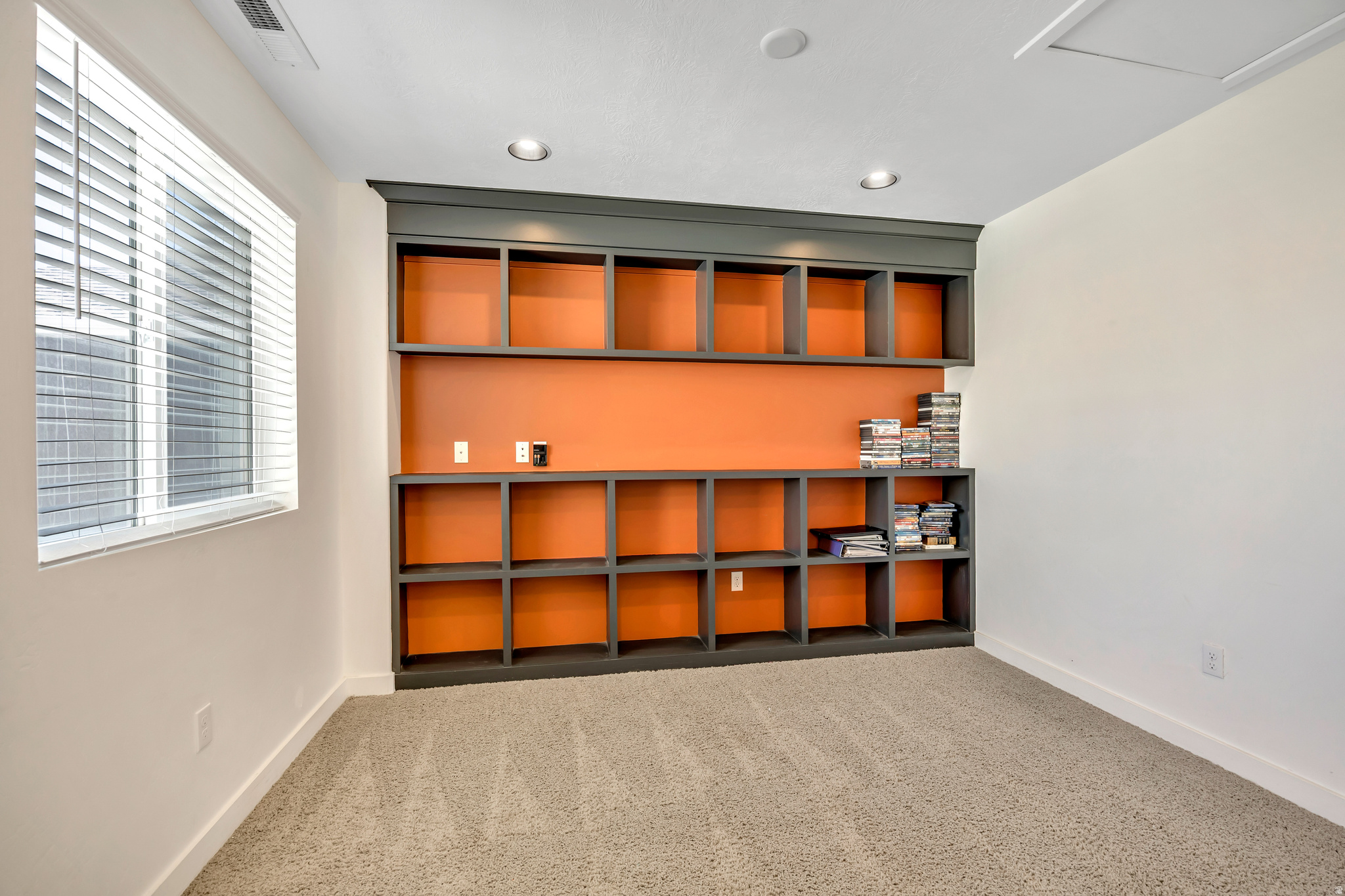 THE COTTAGES - Residential