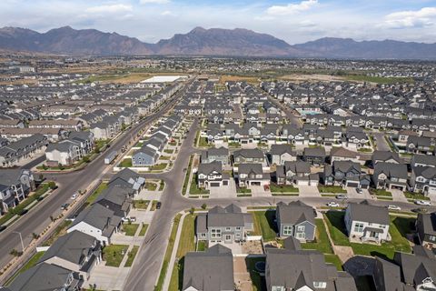 Tiny photo for 1453 W LINEN WAY, Lehi, UT 84043 (MLS # 2103960)