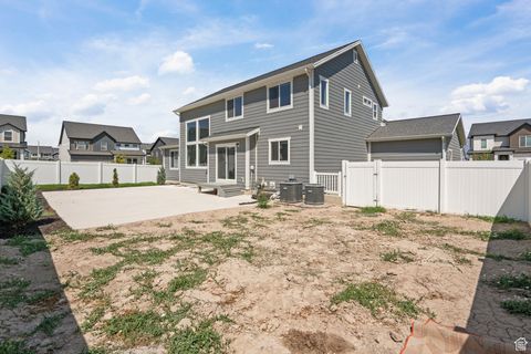 Tiny photo for 1453 W LINEN WAY, Lehi, UT 84043 (MLS # 2103960)