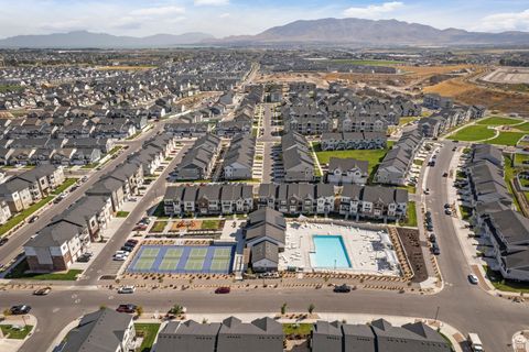 Tiny photo for 1453 W LINEN WAY, Lehi, UT 84043 (MLS # 2103960)